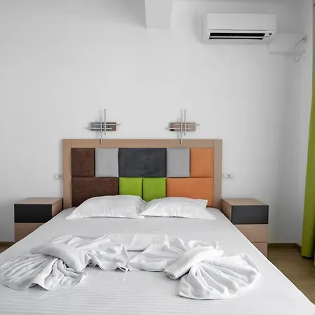 Apartment Sns Regal